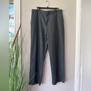 B3/3 Merona men’s charcoal gray dress pants Size 34/30